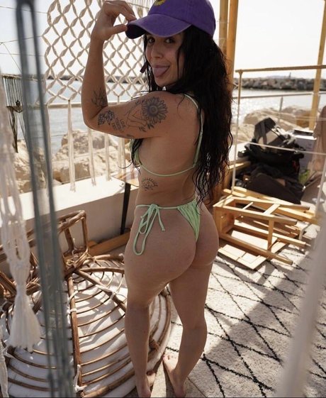 Justinemaarc model pornographic photo