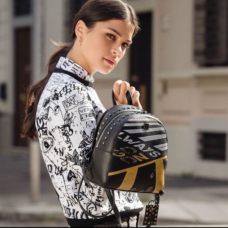 Sandra Dziwiszek porn star picture