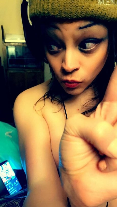 NatnSera art star archive