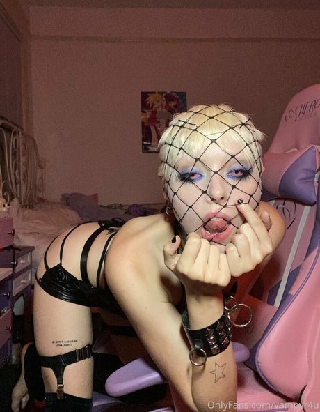 vampyr4u nude pornstar pictures