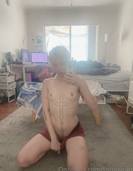 vampyr4u pornstar sexy image