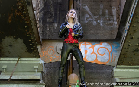 Lady Annabelle star nudes photo