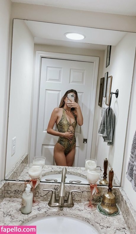 Kylee Tingstrom model naked img