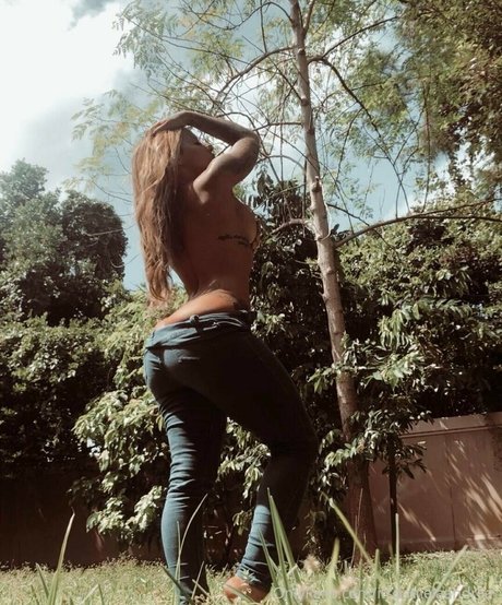 Insanelyillluv444honey porn actress gallery