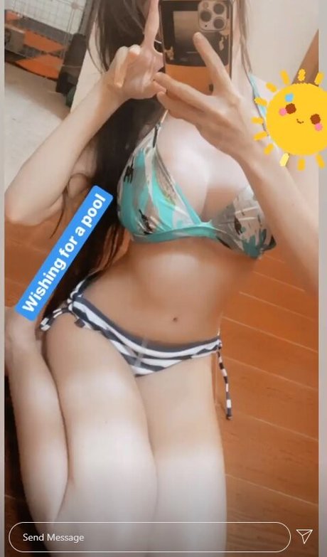 Faellu model exclusive image