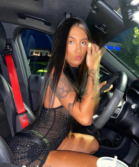 Kylee Deweese sexy actress pictures