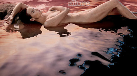 Minnie Driver perfect model images