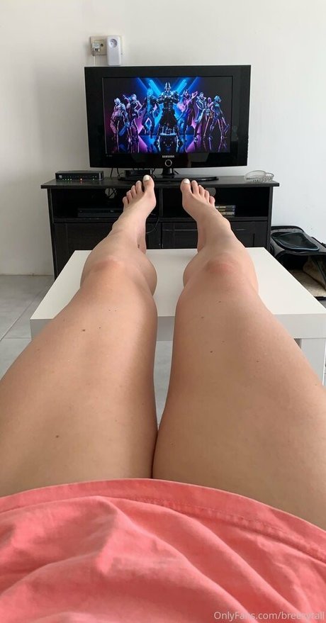 breezytall sexy pornstar image