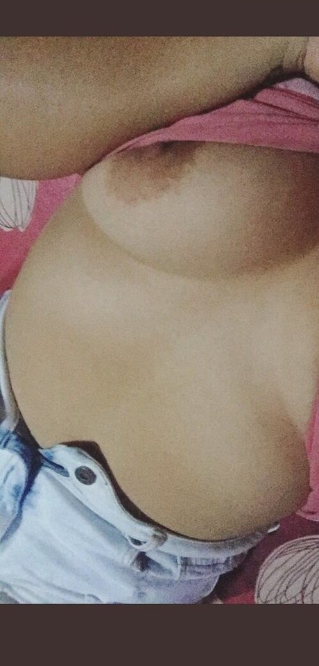 Karla Mariana hd actress pics