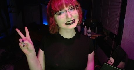 TooMuchTimeMyself sex actress galleries