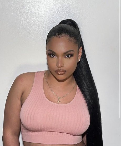 Ts Beauty Monroe adult star gallery