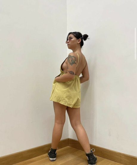 clothed onlyfans perfect pics