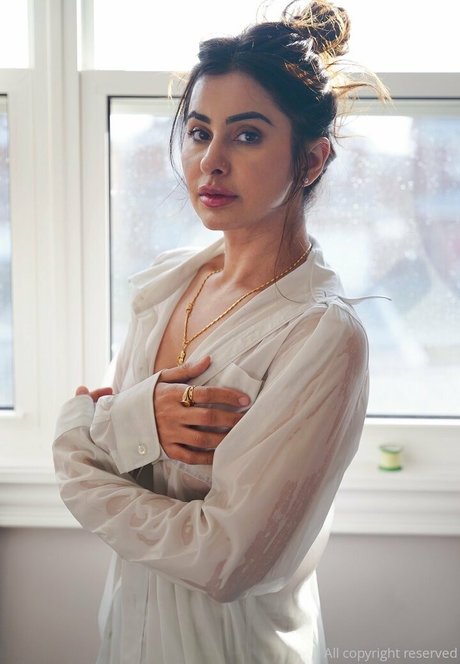 Meeti Kahler model pretty pics