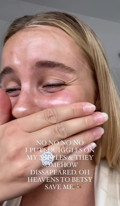 Chessie King model pornographic images