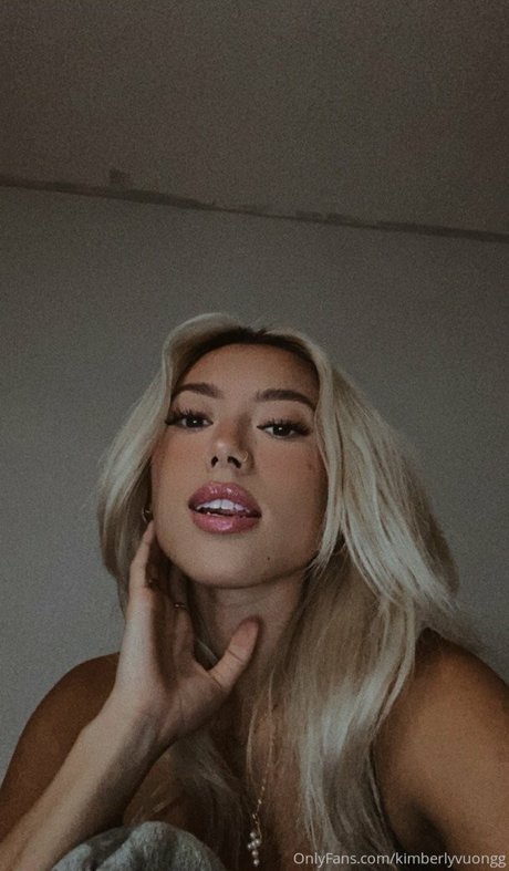 Kimberlyvuongg sexy model pictures