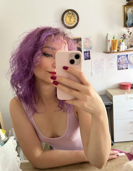 Moonychka free model photos