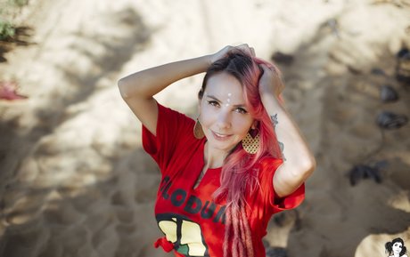 Babilina Suicide pretty model images