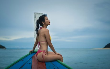 Natt Kejsarin model beautiful pics