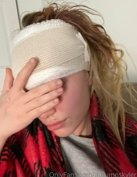 autumnskyler hd model gallery