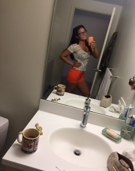 Shayna Foappiano model sex picture