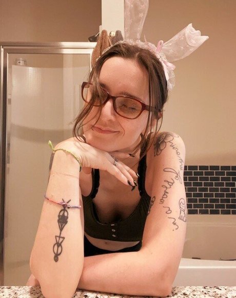 Jessicaquinn nice actress photo