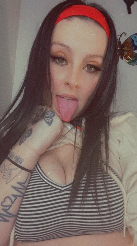 Helle Williams sexy pornstar image