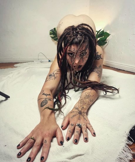 Bastet Beast pornographic actress img