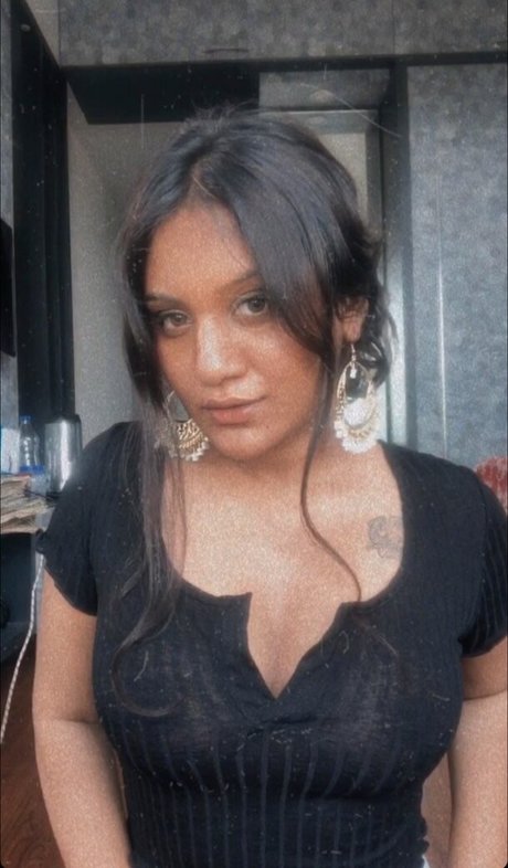 Smrithyy model pornographic archive