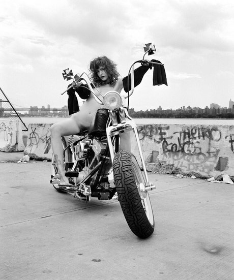 Paz De La Huerta star nude pic