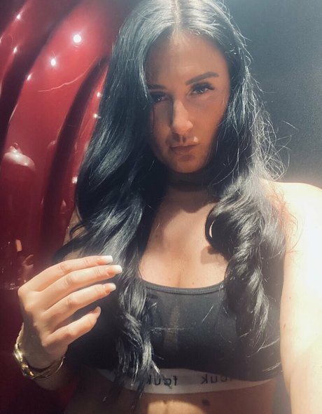 Heather Leigh Moran model nice pic