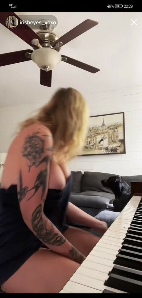 Irisheyes xoxo pornstar xxx pics