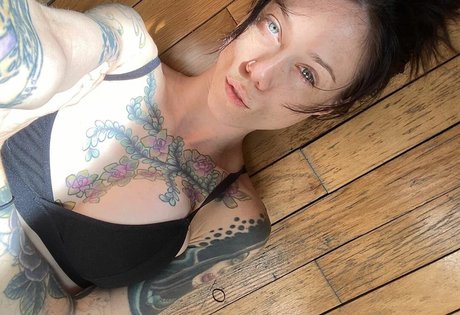 Lucy Everleigh art actress images