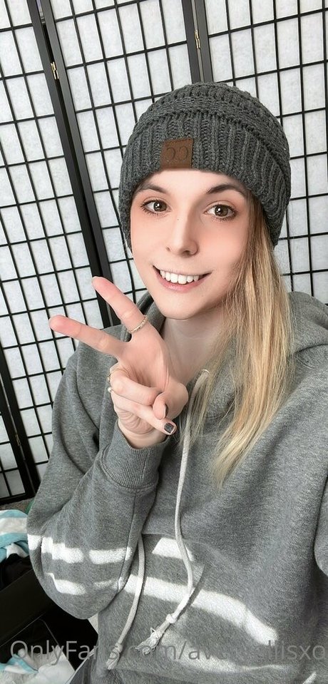 Avery Ellis pornstar nudes pictures