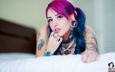 Majora Suicide star sex photos