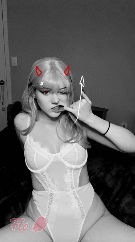 BvnnyBeth pornographic star archive