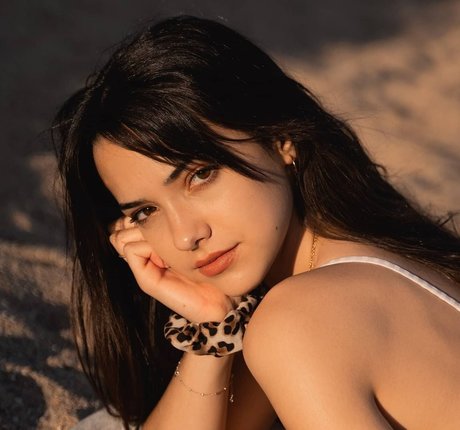 Angela Marmol free actress galleries