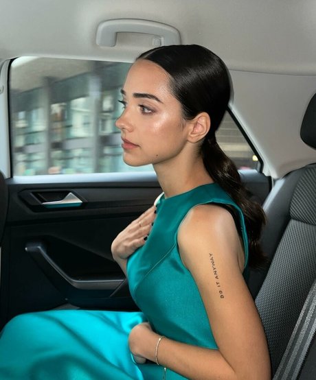 Angela Marmol star exclusive photos