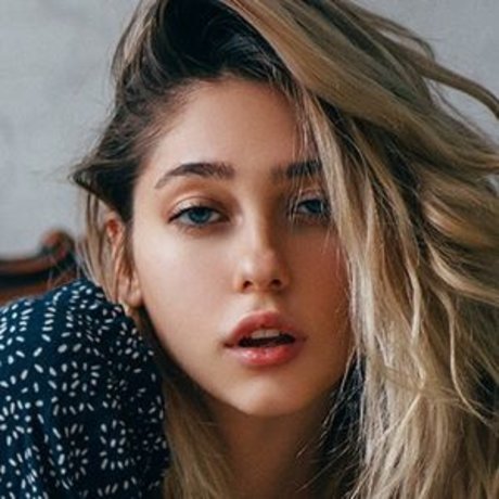 aemillin pornstar free picture