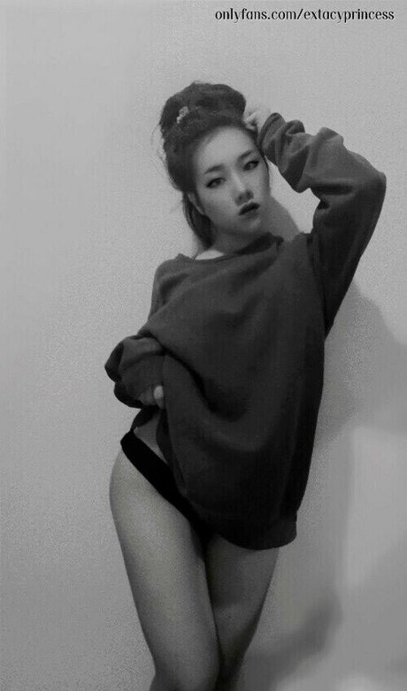 sxxxtacy free actress gallery