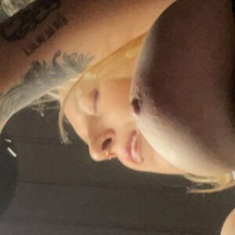 sans3v3rini pornstar beautiful pics