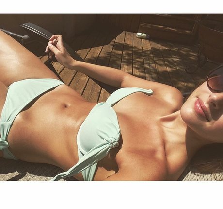 elie dr pornstar xxx pics