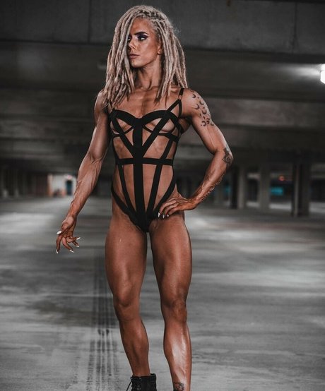 Mel With The Dreads pornstar hot pic