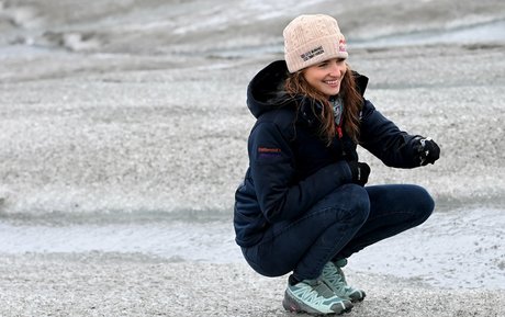 Catie Munnings star sexy pic