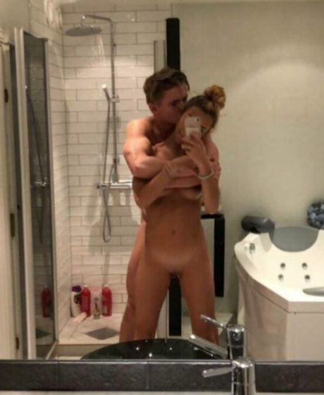 Cein Bizet erotic star photo