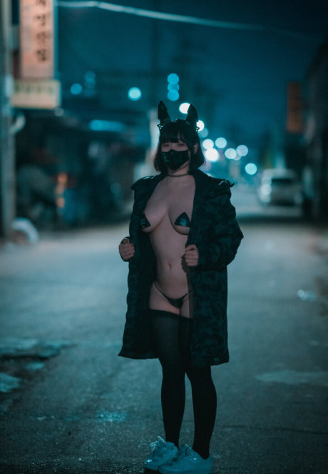 Djawa Jenny erotic star gallery