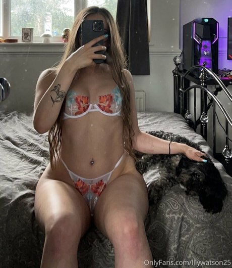 Lilywatson25 nude pornstar images