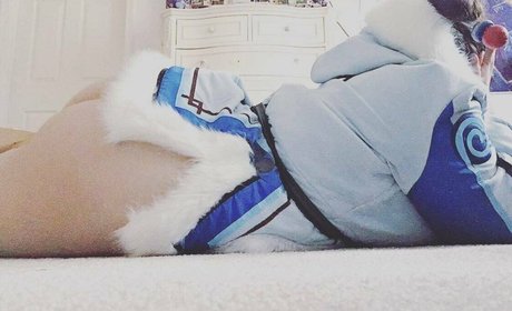 Senpai Sara pornstar nude pics