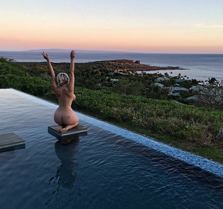 Gia Genevieve top actress gallery