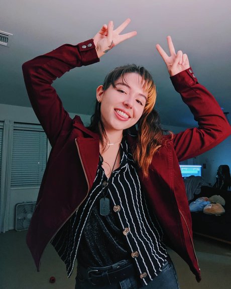 Autumn Farrell sexy pornstar archive