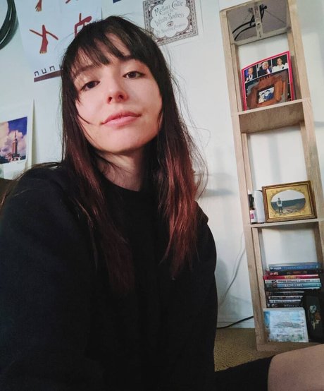 Autumn Farrell model adult photo